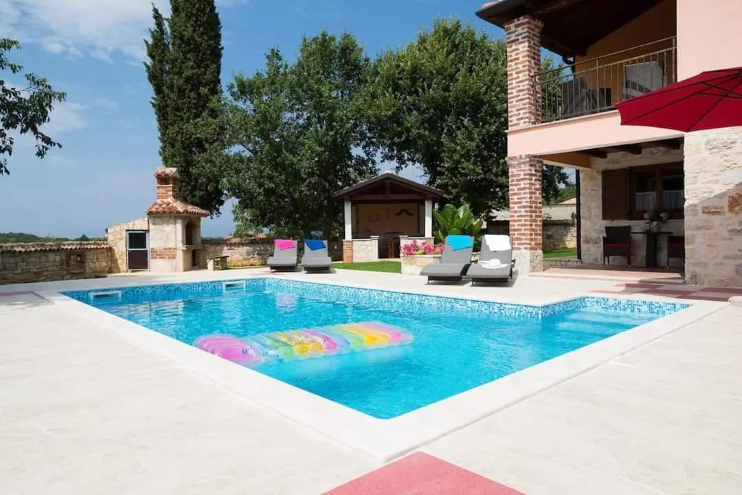 Porec Villa Luna With Pool Exteriör bild