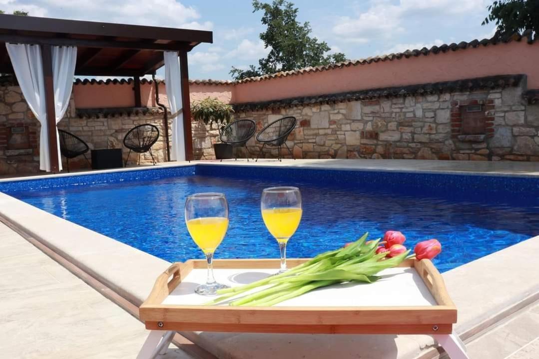 Porec Villa Luna With Pool Exteriör bild