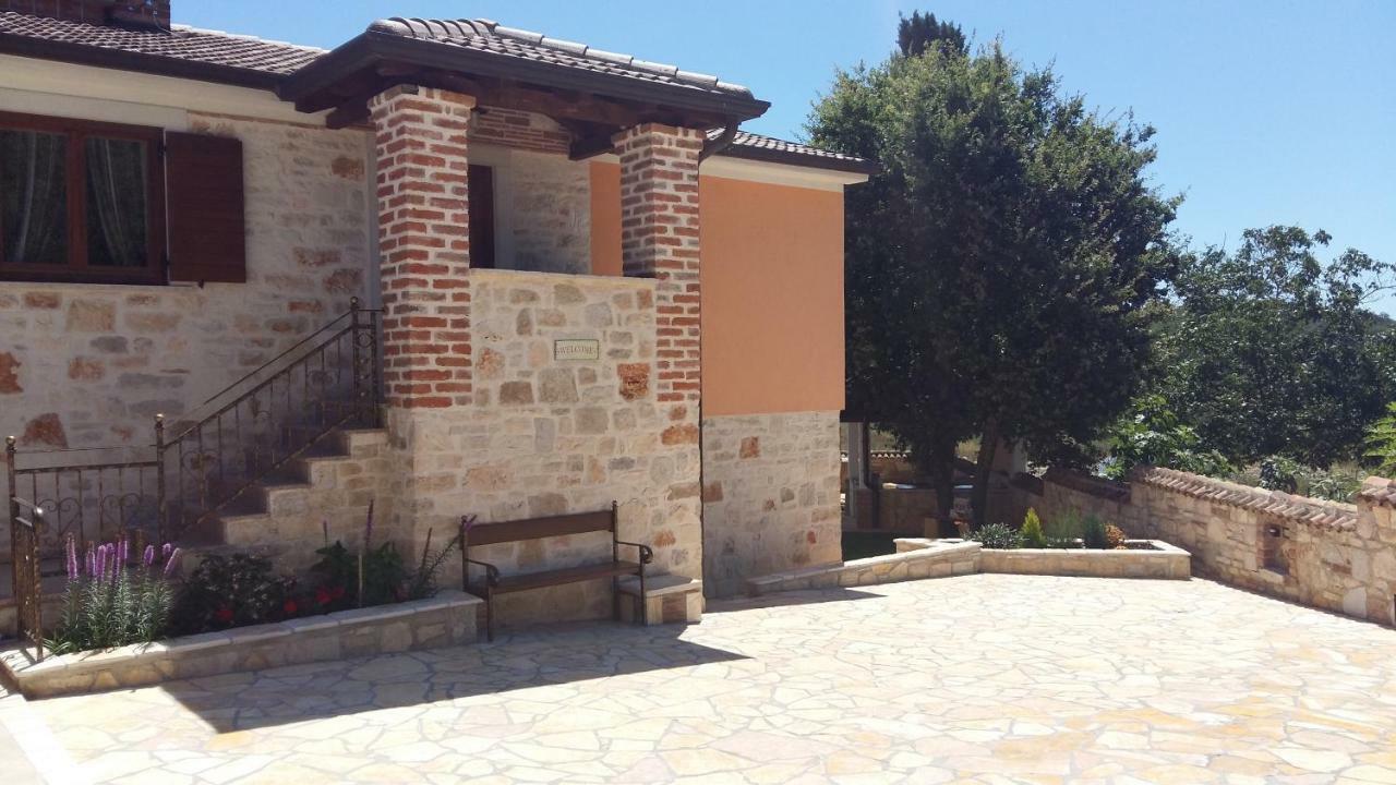 Porec Villa Luna With Pool Exteriör bild