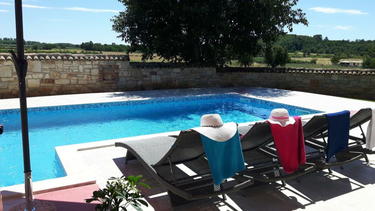 Porec Villa Luna With Pool Exteriör bild